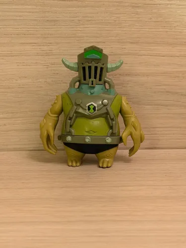 Espantóide Ben 10 Omniverse