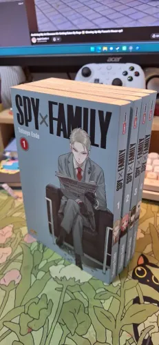 SPY x Family [VOL 1, 2, 3, 4]