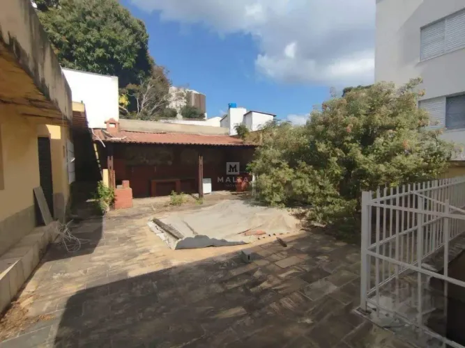 Casa 3 Quartos Pisicna no Bairro Serra Excelente oportunidade Aluguel