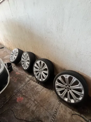 Rodas aro 20 corolla 