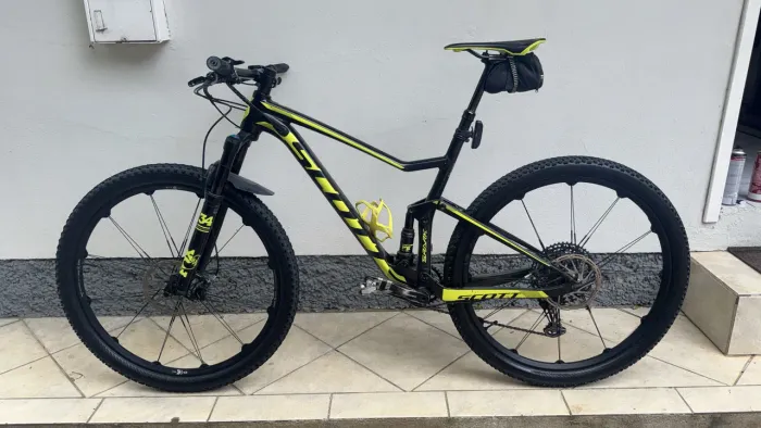 Bike Scoot Full RC 940