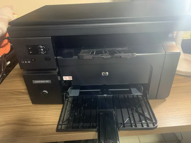 Vendo Impressora HP M1132 usada