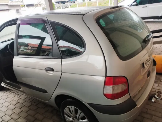 Renault Scenic Rxe/ Privilège 1.6 16V Mec. 2003