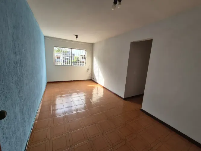 Imóvel para aluguel possui 60 metros quadrados com 2 quartos em Mutondo - São Gonçalo - RJ