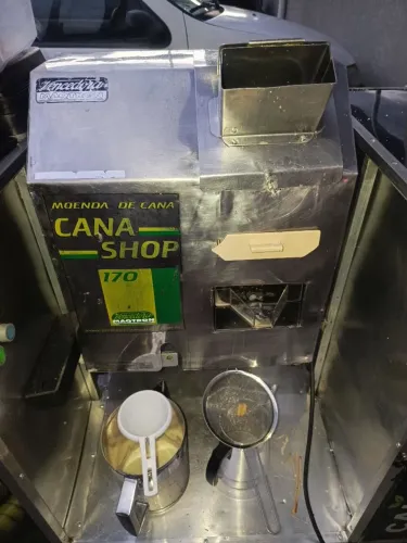 Vendo máquina de caldo de cana maqtron 170