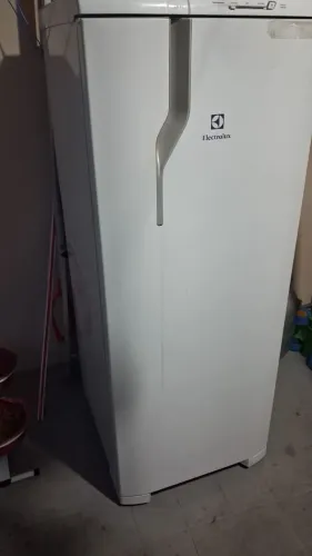 Geladeira 1 porta Eletrolux