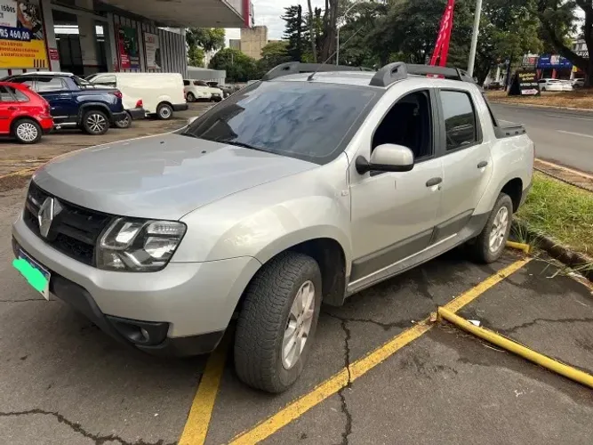 Renault Duster Oroch Exp. 1.6 Hi-flex 16V Mec. 2021