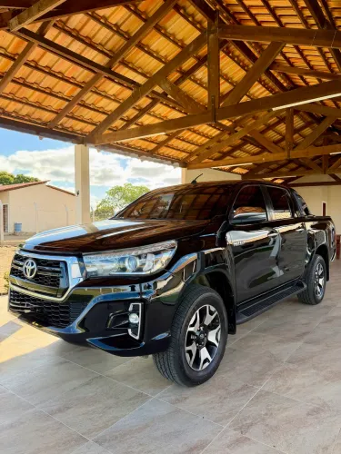 Toyota Hilux CD SRX 4X4 2.8 TDI 16V Diesel Aut. 2019