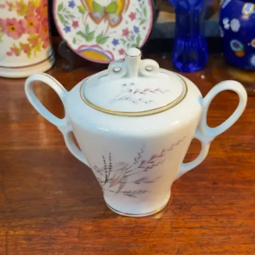 AÇUCAREIRO EM PORCELANA REAL