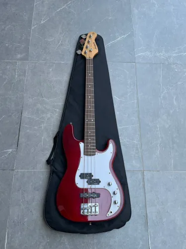 Contra Baixo Strinberg CAB16 4 Cordas Vermelho - Ótimo Estado