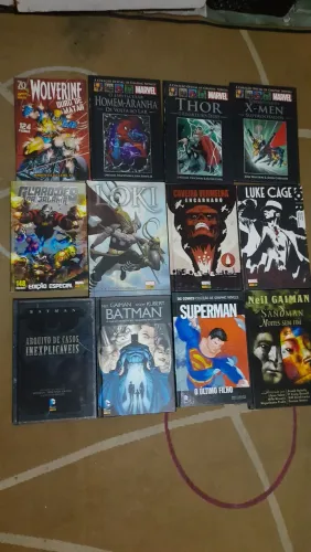 Lote HQs capa dura marve e Dc