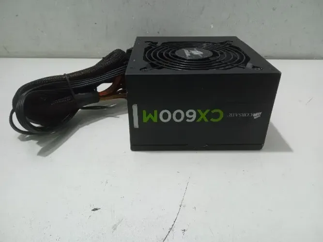 Fonte real Corsair CX600M semimodular
