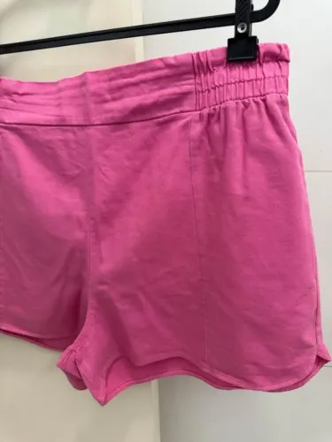 Short Hering rosa seminovo G/GG