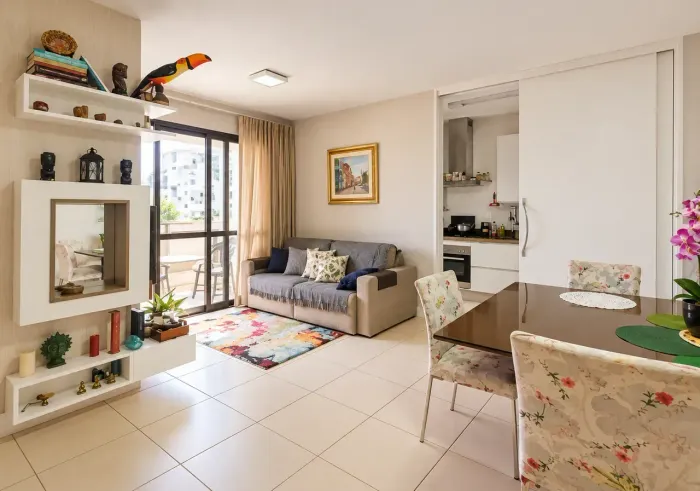Imóvel para aluguel possui 82 metros quadrados com 2 quartos em Pantanal - Florianópolis -
