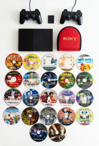 Console Playstation 2 Slim + 2 Controles + Memory Card 16 Mb + 22 Jogos Diversos (Usado)