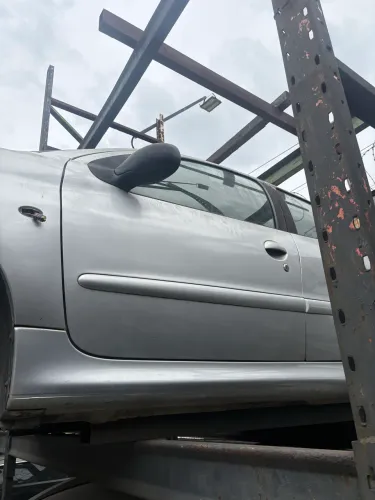 Porta Dianteira Esquerda Peugeot 207 2011