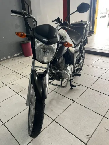 Cargo 125i pedal