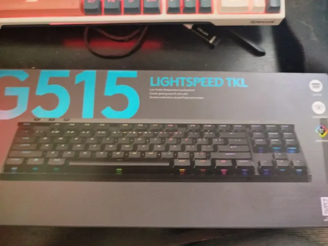 Teclado Mecânico Logitech G515 LIGHTSPEED TKL Sem Fio -- Novo Lacrado