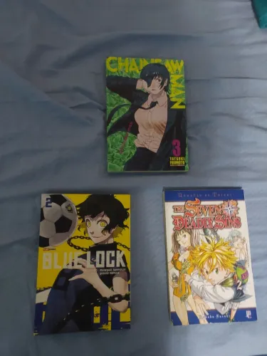 3 mangás,  chainsaw man, nanatsu no taizai e blue lock