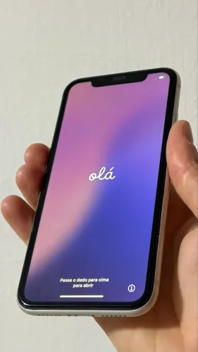 iPhone 11 64GB - Muito Conservado + Caixa e Cabo