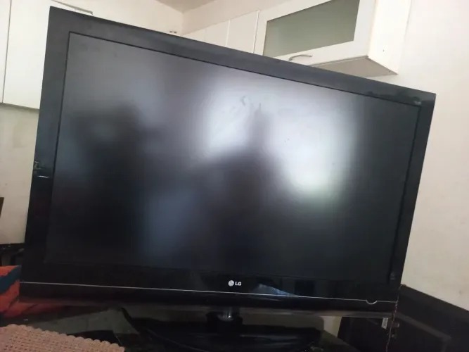 Tv 47" com defeito