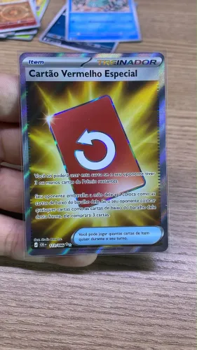 Carta de Pokemon TCG Cartão Vermelho Especial Full Art