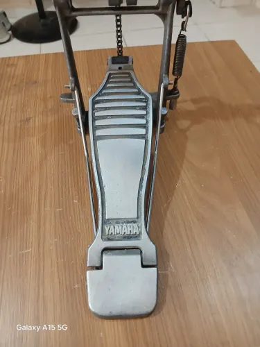 Pedal para bumbo de bateria YAMAHA