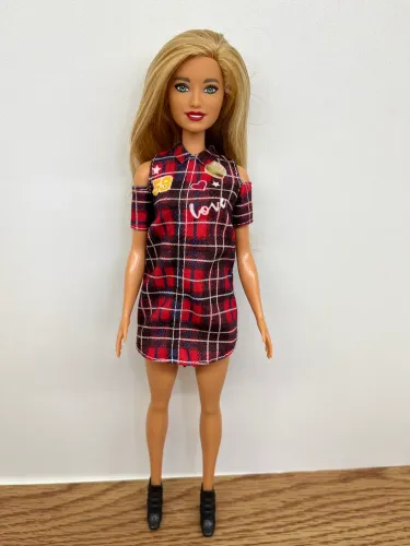 Barbie Fashionista número 113