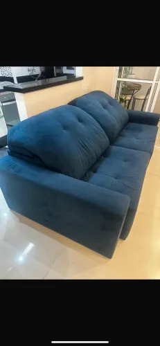 Sofá retrátil e reclinável 