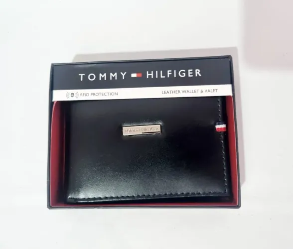 Carteira Tommy Hilfiger de couro NOVA 