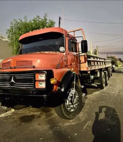Vendo 1313 ano 1987 (entrada 25 Mil)