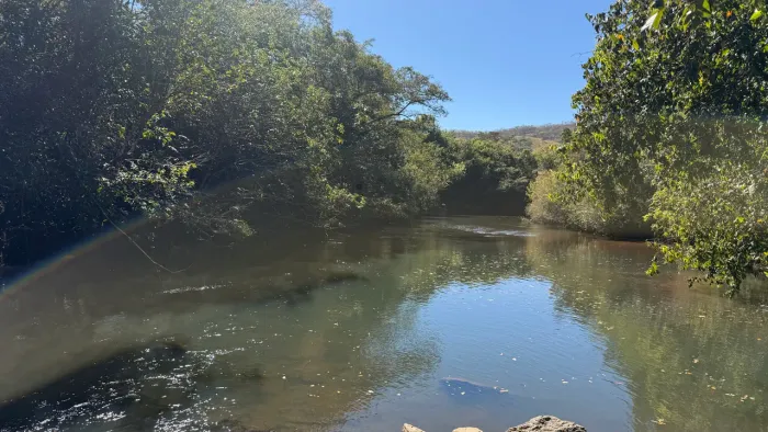 Chácara com rio dos bois no fundo não perca essa oportunidade de adquirir a sua !
