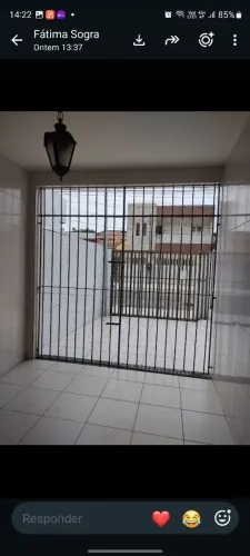 Portão duplo , com bandeira de 2.60 por 40 ct altura