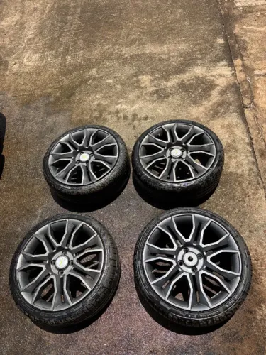 Jogo de rodas pneu Pirelli 195/40/17