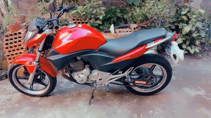 Cb 300r zera