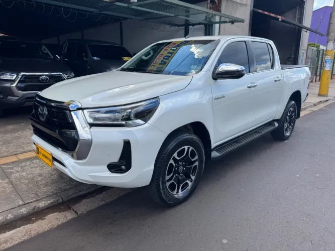 Toyota Hilux CD SRX 4X4 2.8 TDI 16V Diesel Aut. 2021