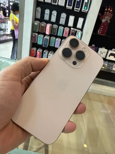 Iphone 16 pro 128 - Desert - Semi Novo Bateria 89%
