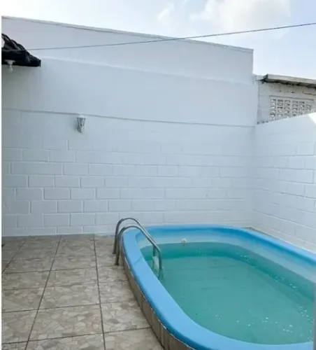 ALUGA-SE EXCELENTE CASA NO CONJUNTO SAMAMBAIA