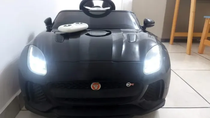Carro elétrico infantil Jaguar