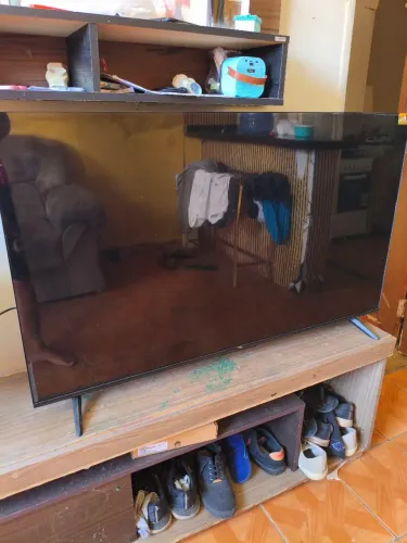 TV TCL 50 polegadas com problema no display