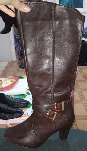 Bota de couro marrom tamanho 35 
