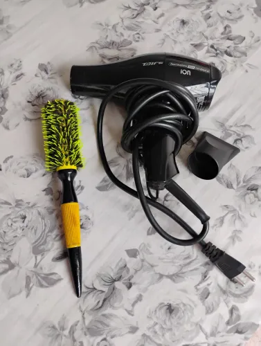 VENDE - SE ESSE SECADOR COM ESVOVA PROFISSIONAL
