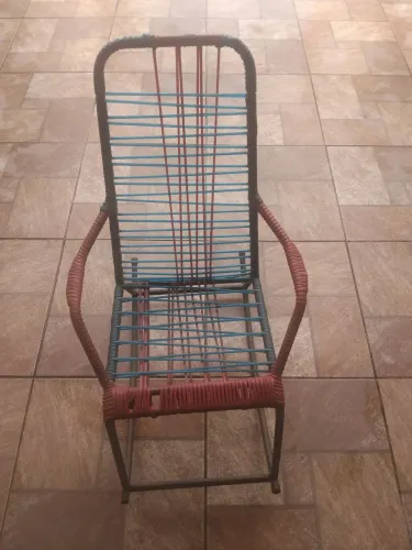 Cadeira de balanço infantil