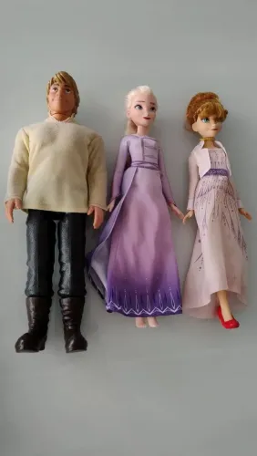 Lote com 3 bonecos Frozen 2