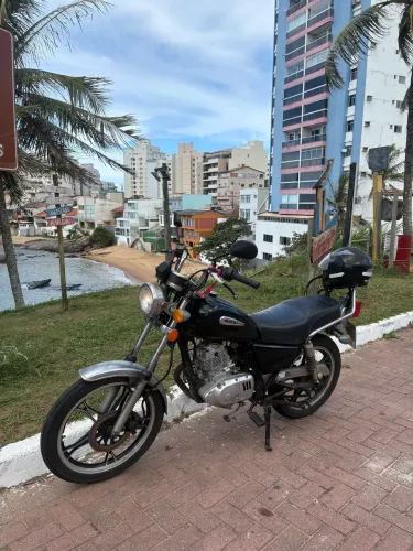 Suzuki Intruder 125