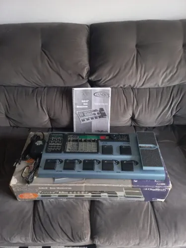 Pedaleira para baixo - Digitech BNX-3 - Made in USA
