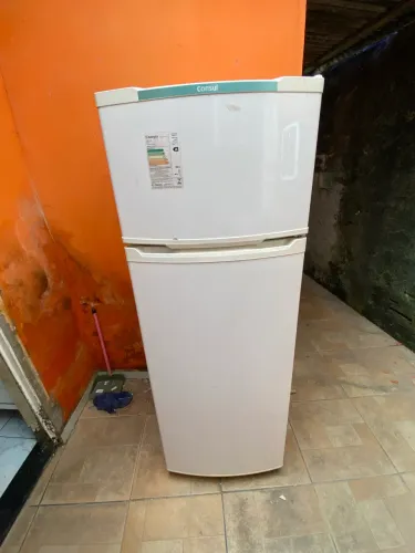 Geladeira cônsul 