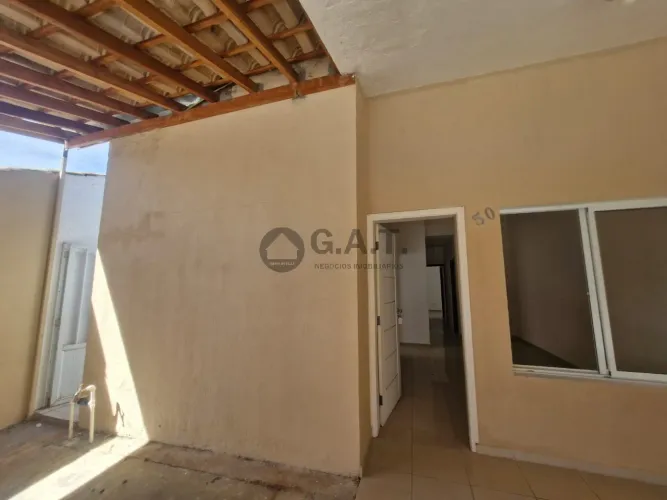 Aluguel de Casa em Condomínio em Sorocaba-SP, 3 Quartos, 1 Suíte, 2 Salas, 1 Banheiro, 2 V