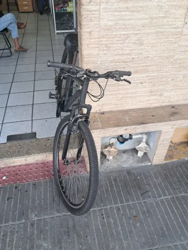 Bicicleta preta