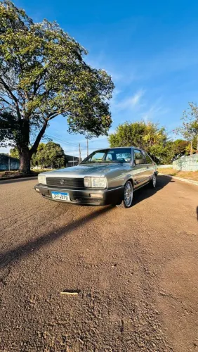 Volkswagen Santana Glsi / GLS 1.8/ 2.0 (álcool) 1988